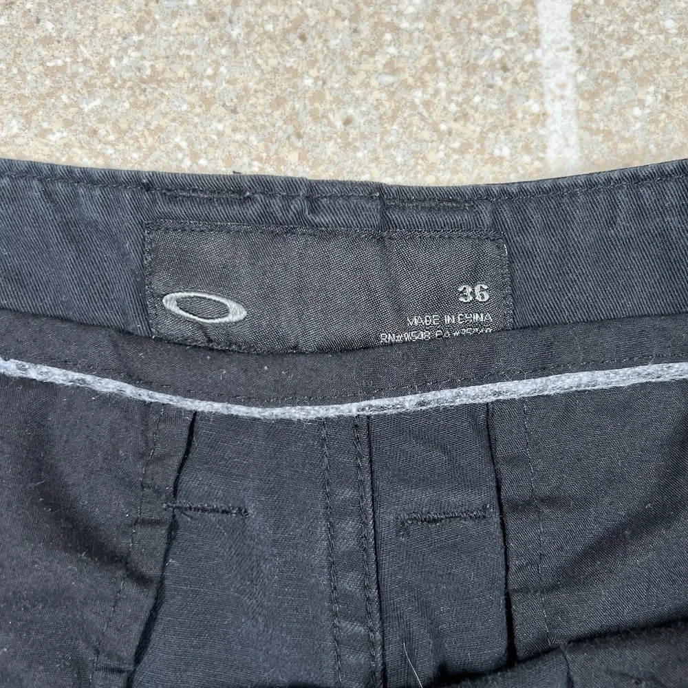Oakley Golf Shorts Casual Chino Men's Size 34 Flat Front Black